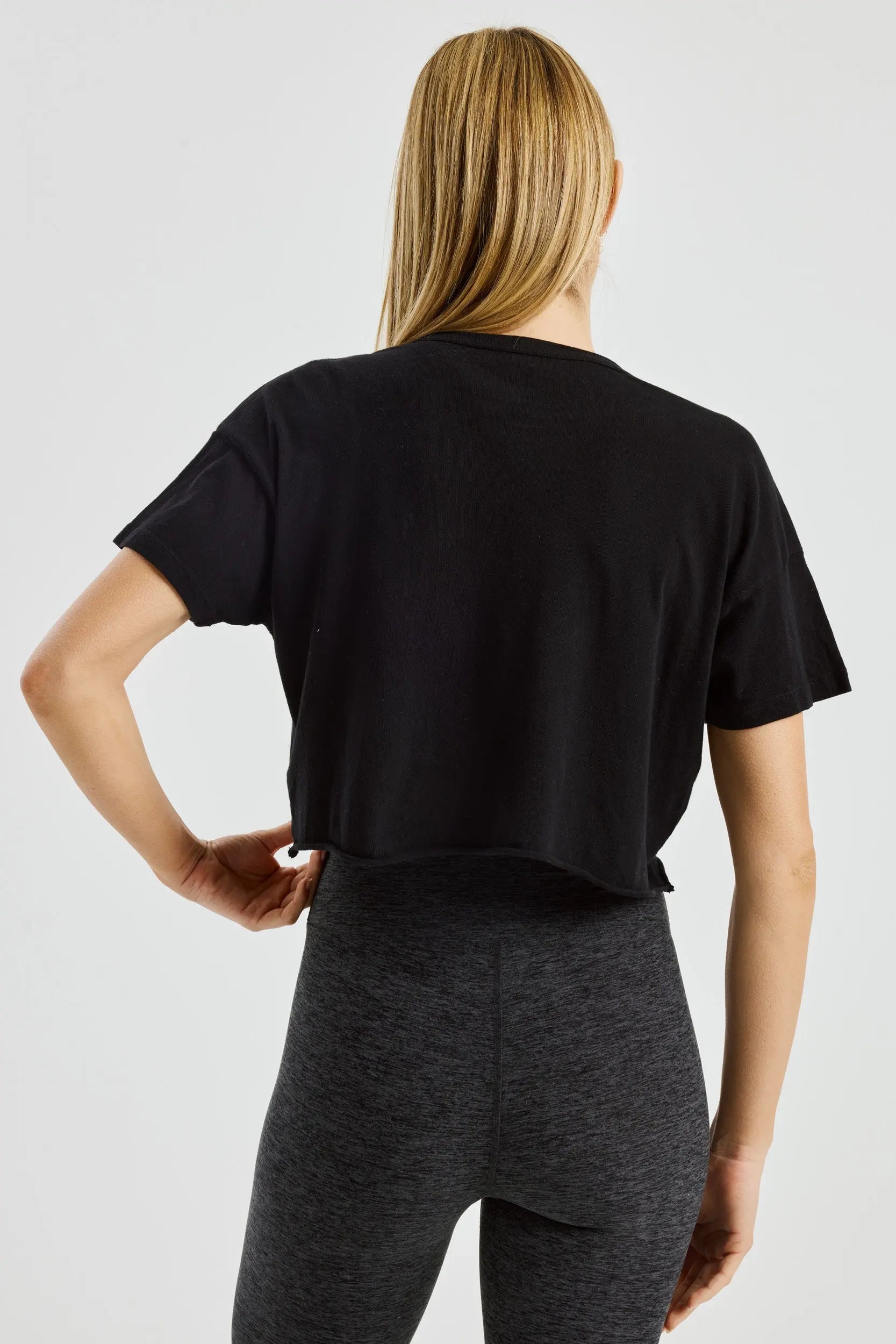 T-shirt court
