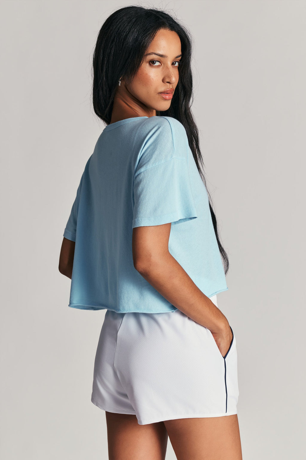 T-shirt court