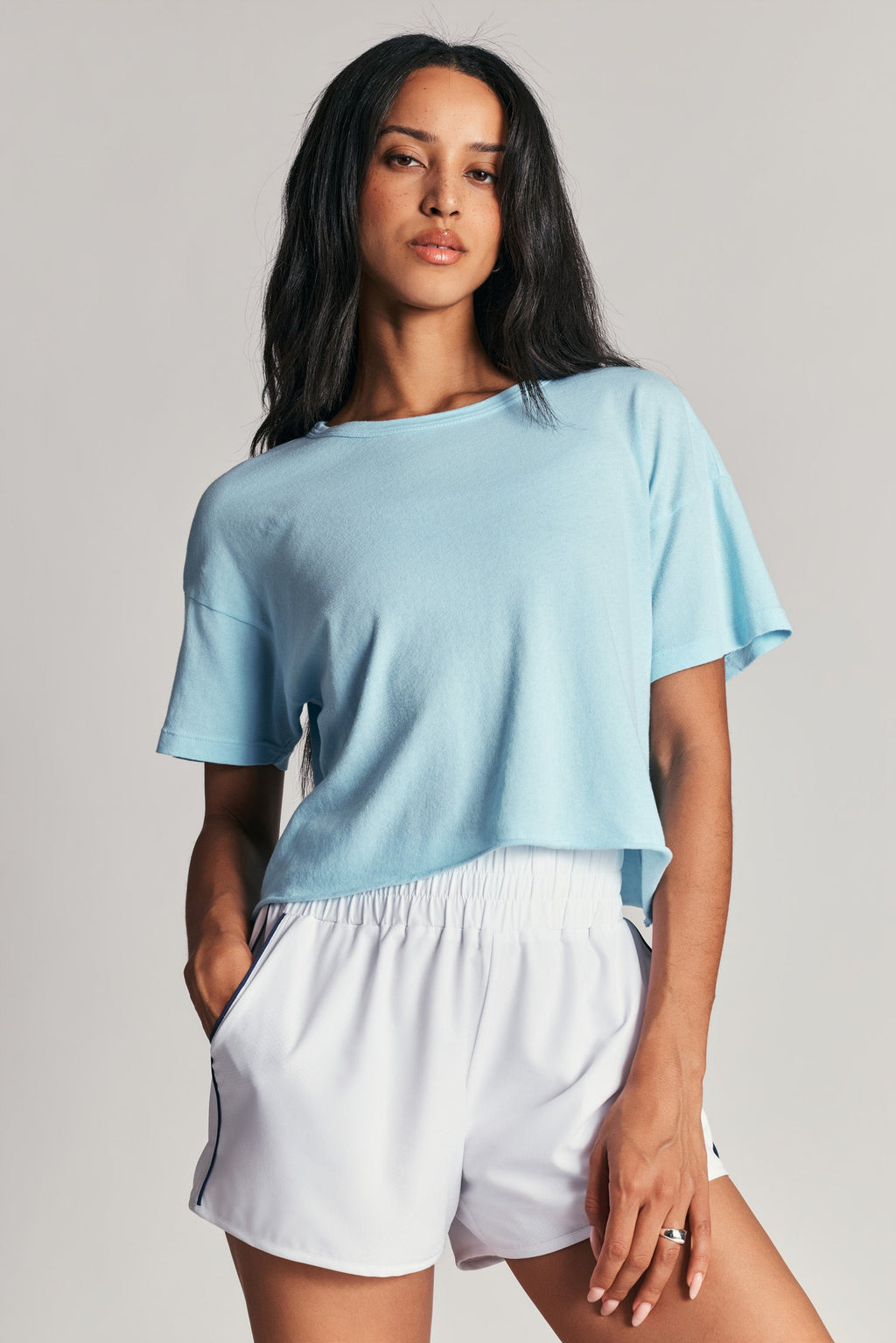 T-shirt court