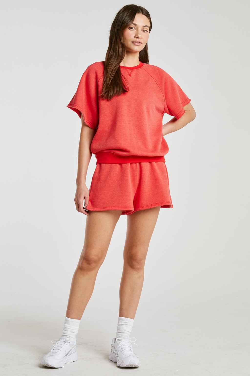 Le t-shirt PE en molleton
