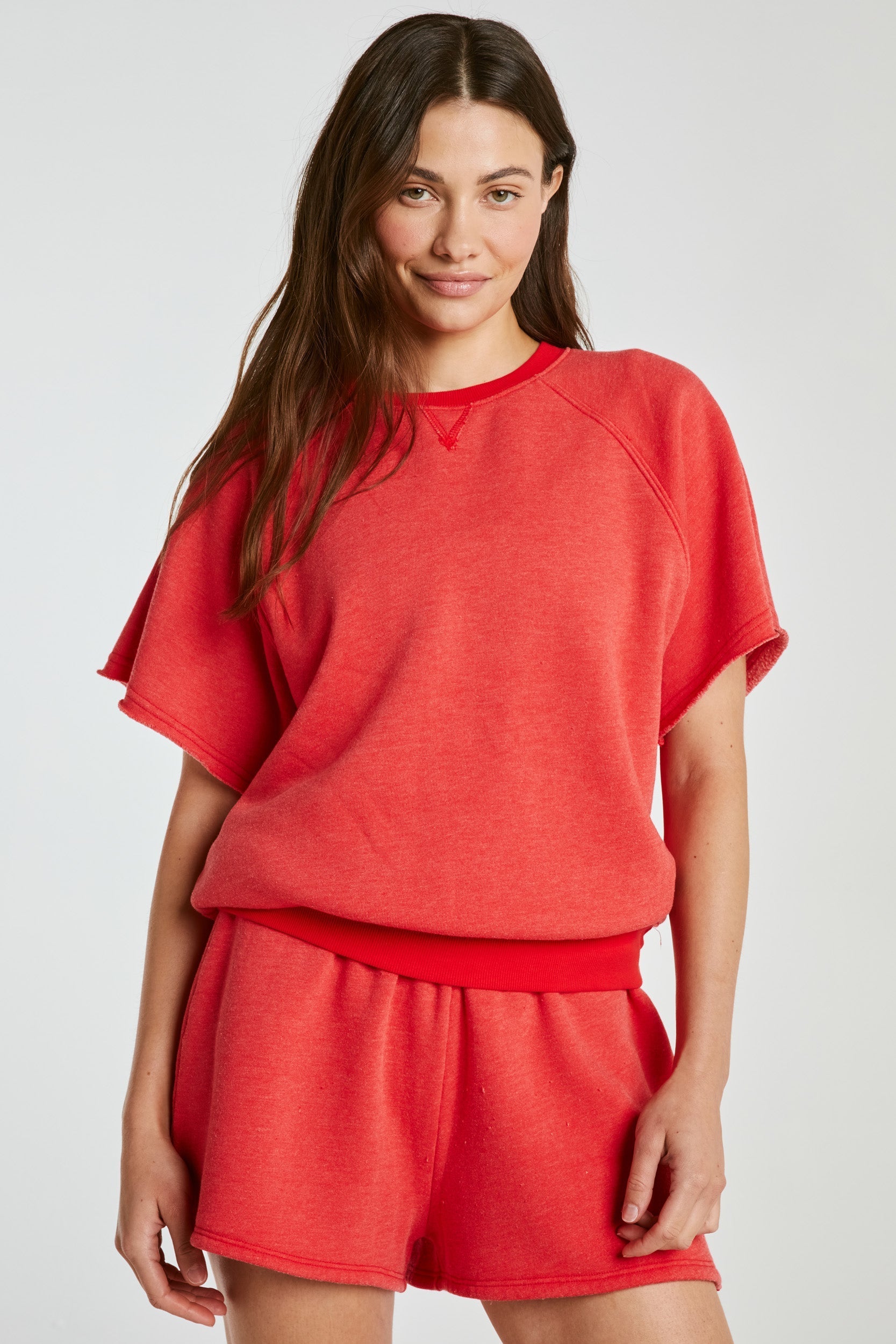 Le t-shirt PE en molleton