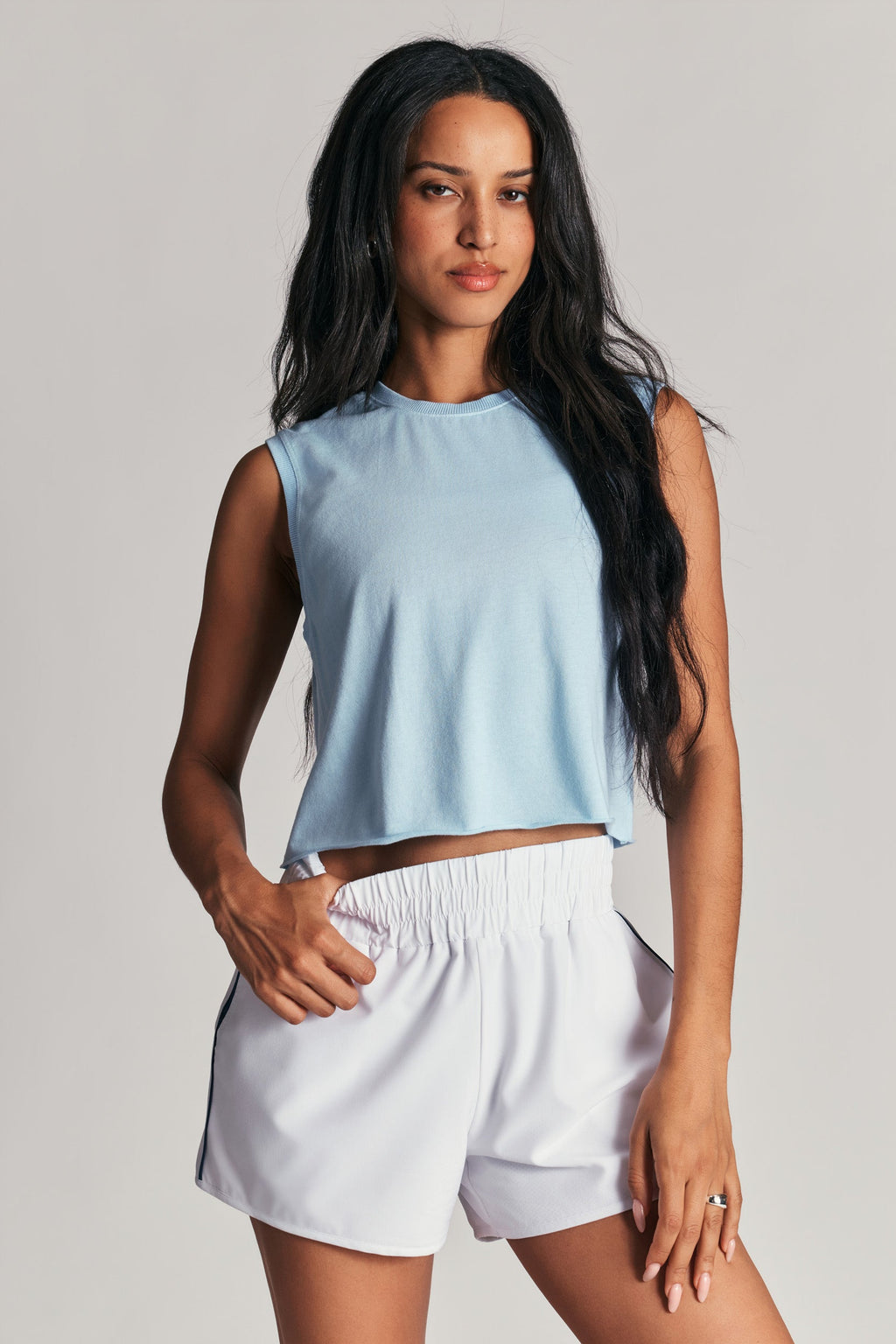 T-shirt court sans manches